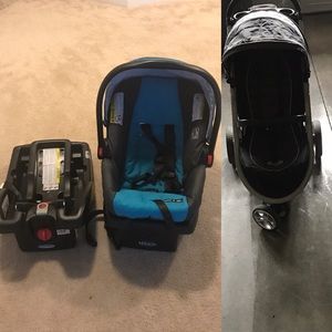 Graco Stroller-2017 2 bases, and 1 carrier-2017